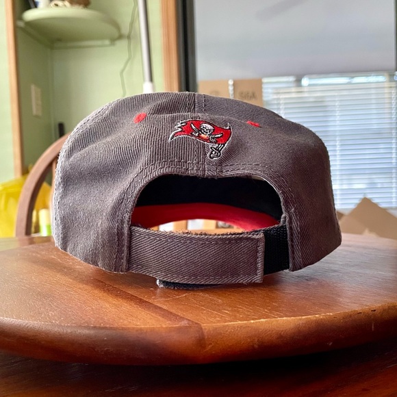 Tampa Bay Buccaneers - '47 Brand - NFL- Hook/Loop Adjustable Hat/Cap- Youth - Picture 3 of 8